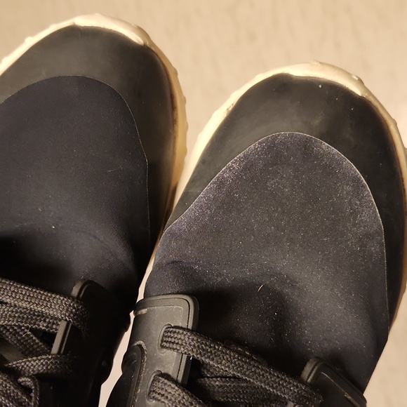 Moncler Emilia Active Shoes - Picture 9 of 13